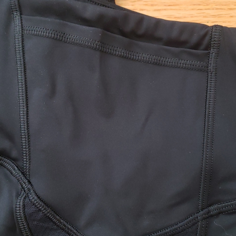 Lululemon High Rise Short size 8 - Picture 3 of 6